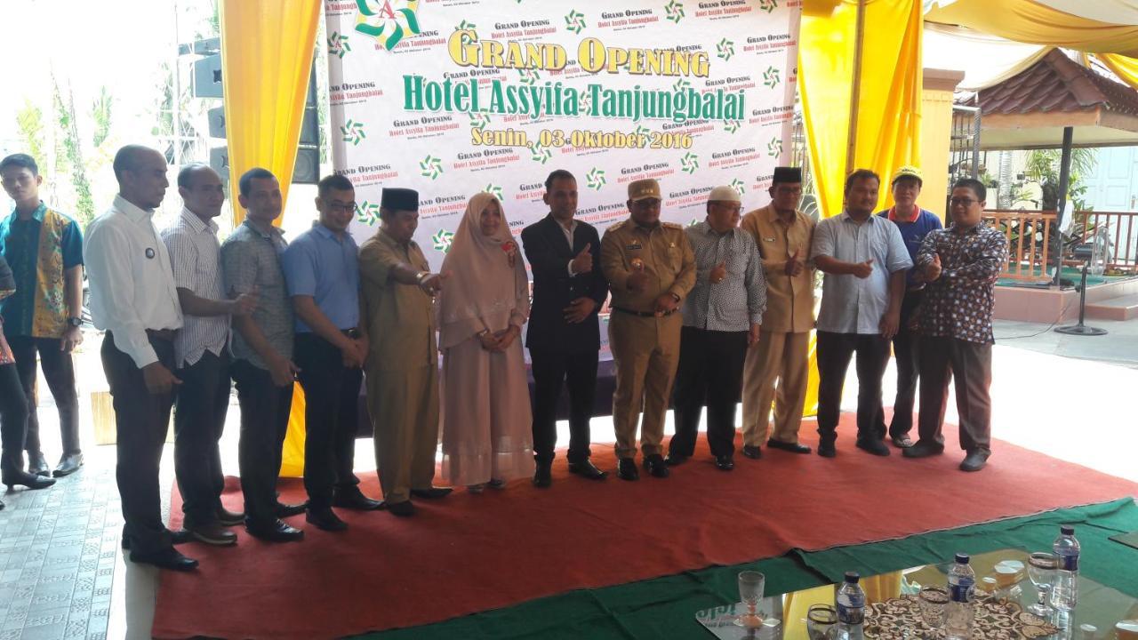 Hotel Assyifa Tanjungbalai Buitenkant foto
