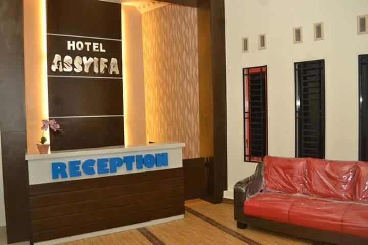 Hotel Assyifa Tanjungbalai Buitenkant foto