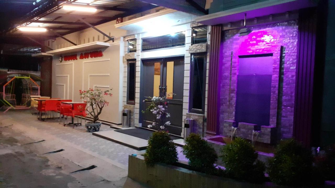 Hotel Assyifa Tanjungbalai Buitenkant foto